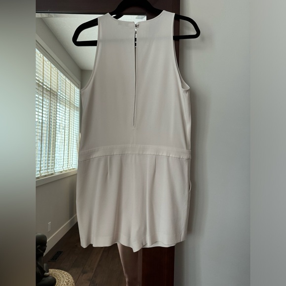 Babaton Playsuit - Picture 3 of 4